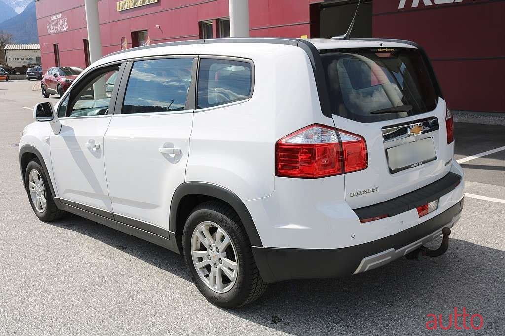 2012' Chevrolet Orlando photo #6