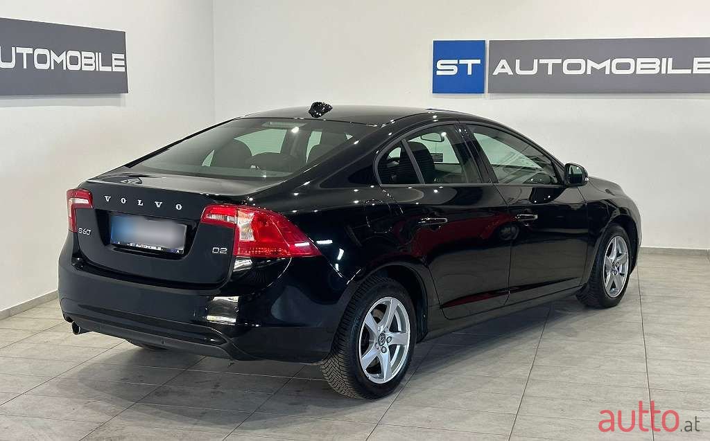 2018' Volvo S60 photo #3