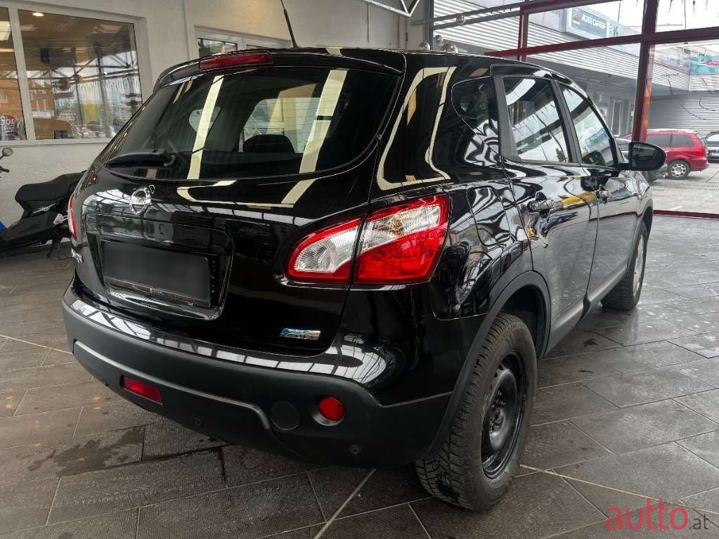 2013' Nissan Qashqai photo #3