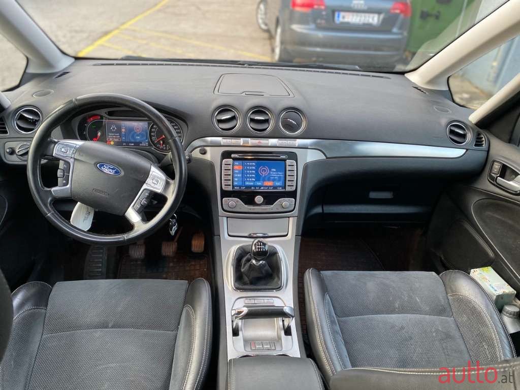 2010' Ford Galaxy photo #5