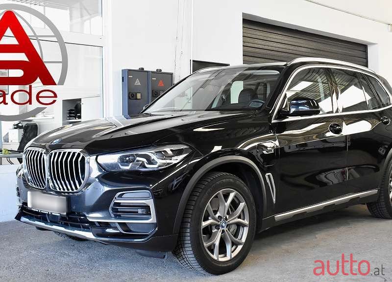 2022' BMW X5 photo #1