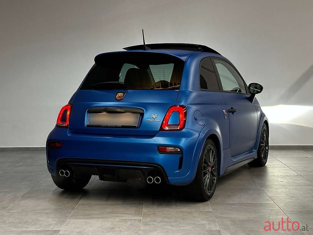 2021' Fiat 500 Abarth photo #6