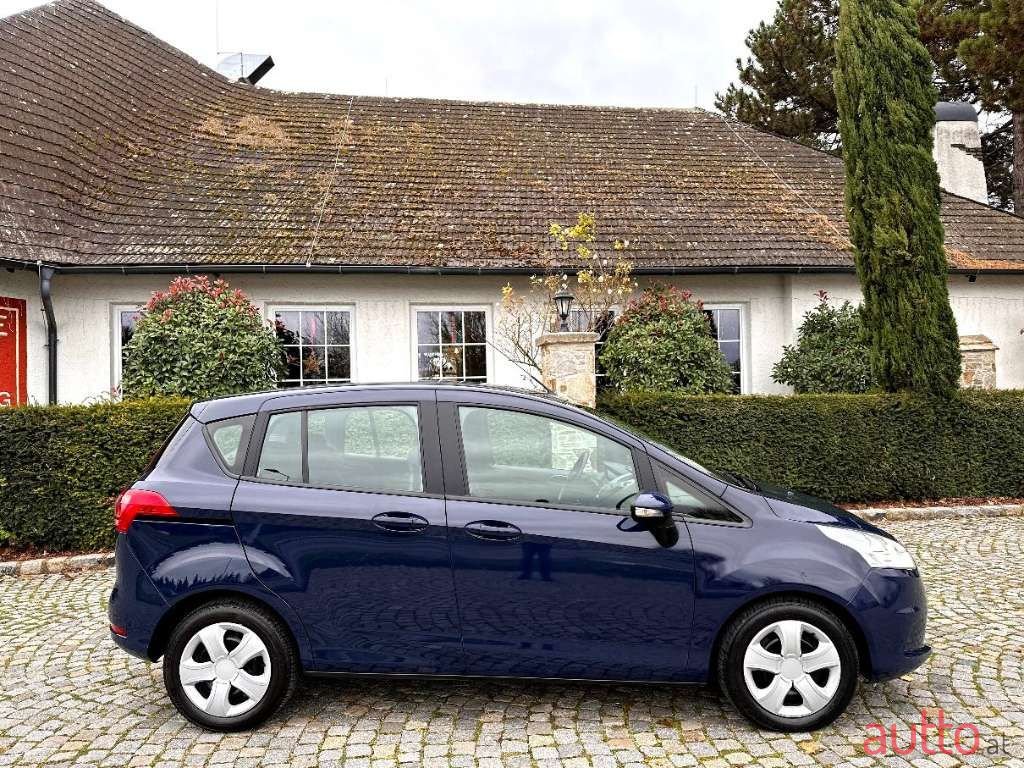 2014' Ford B-MAX photo #5