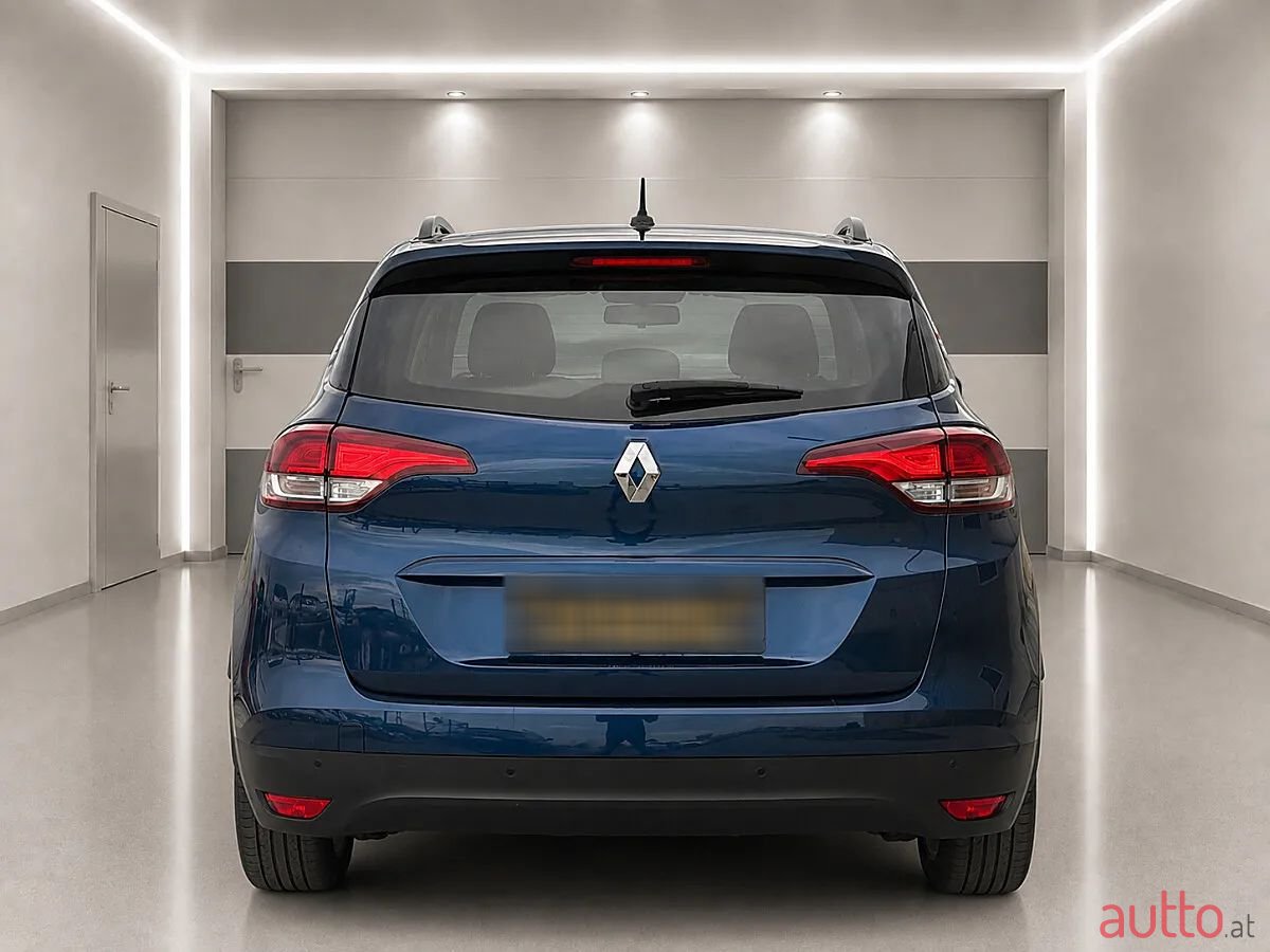 2017' Renault Scenic photo #5