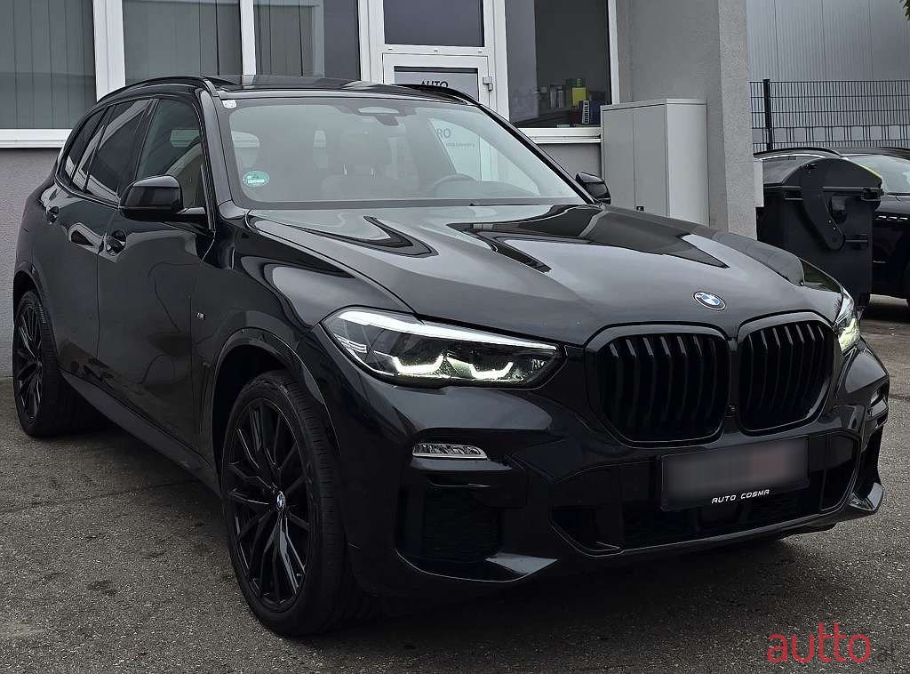 2021' BMW X5 photo #1