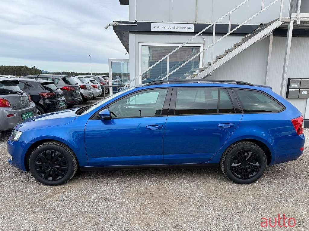 2016' Skoda Octavia photo #2