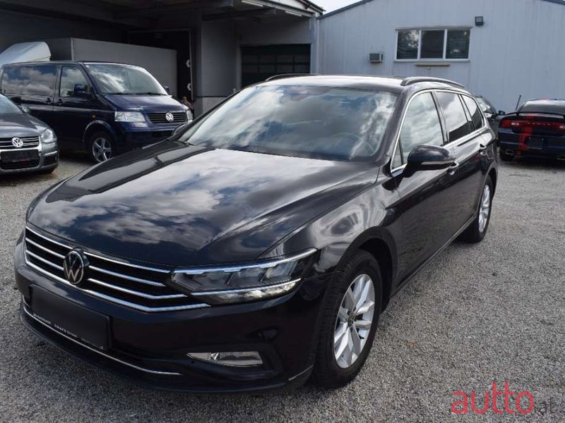 2020' Volkswagen Passat photo #1