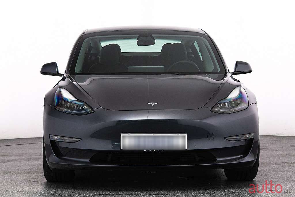 2022' Tesla Model 3 photo #2