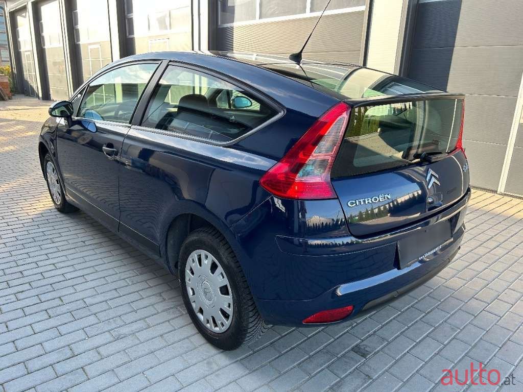 2008' Citroen C4 photo #3