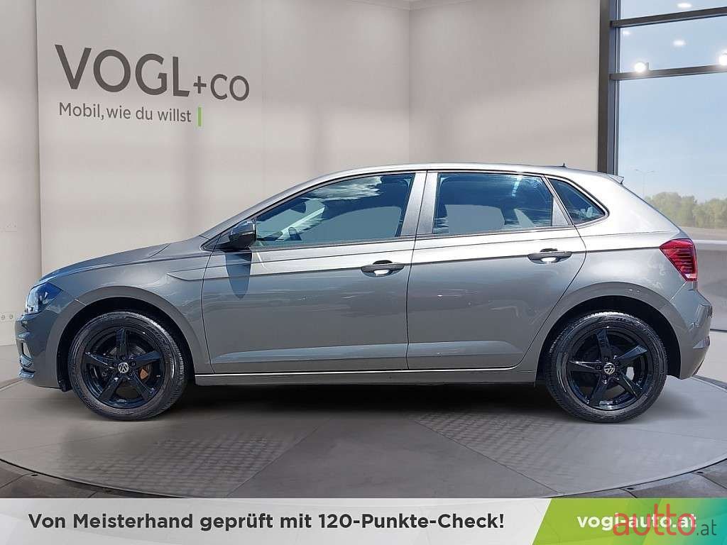 2018' Volkswagen Polo photo #2