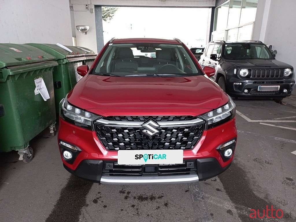 2022' Suzuki S-Cross photo #2