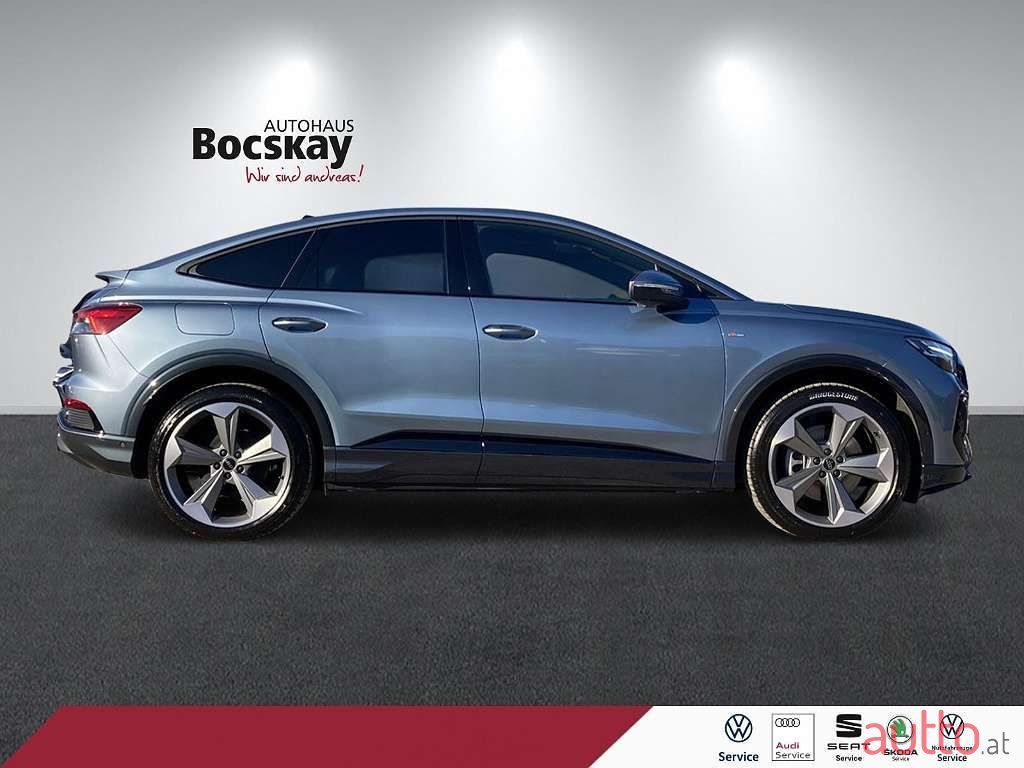 2023' Audi Q4 photo #3