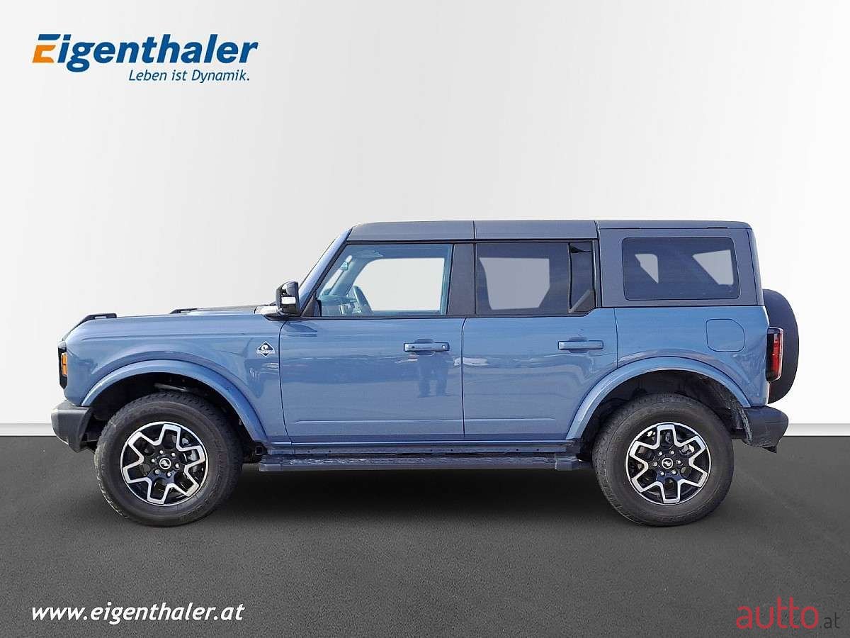 2023' Ford Bronco photo #3