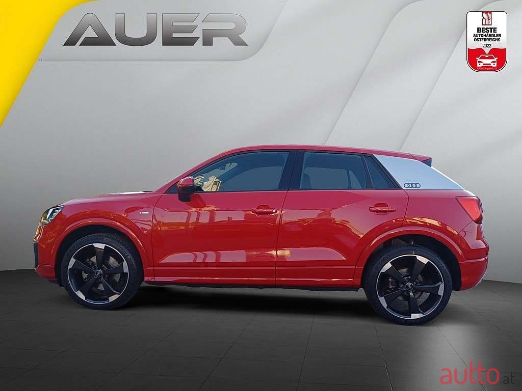 2017' Audi Q2 photo #2