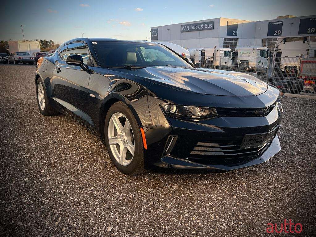 2016' Chevrolet Camaro photo #1