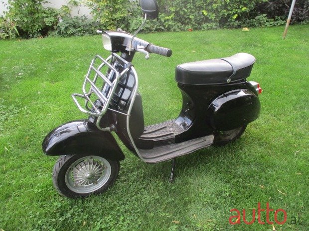 1982' Vespa photo #1