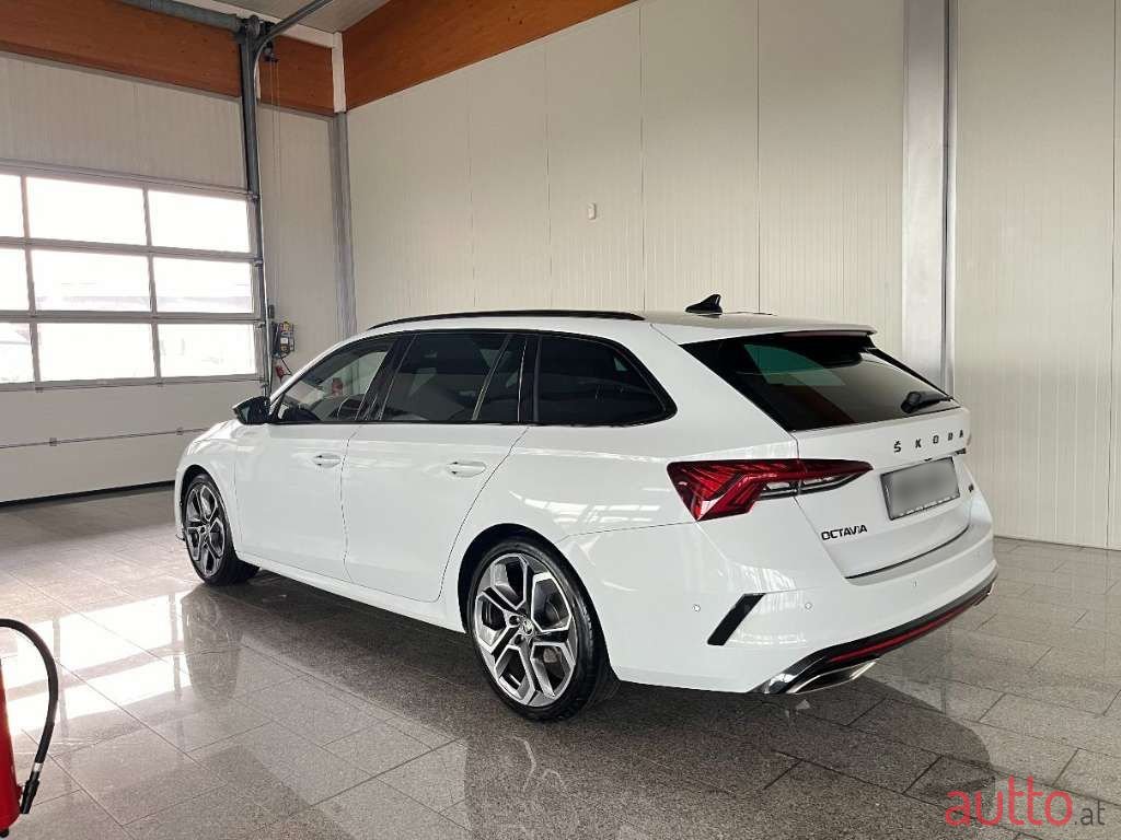 2021' Skoda Octavia photo #5