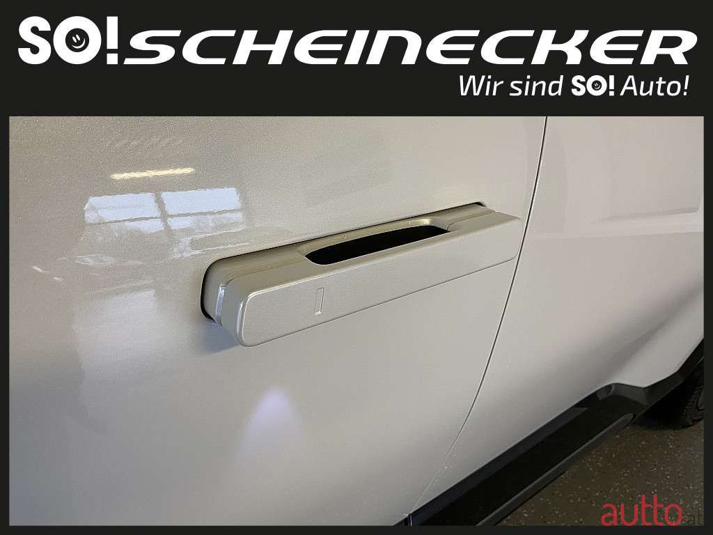 2023' Kia Ev9 photo #4