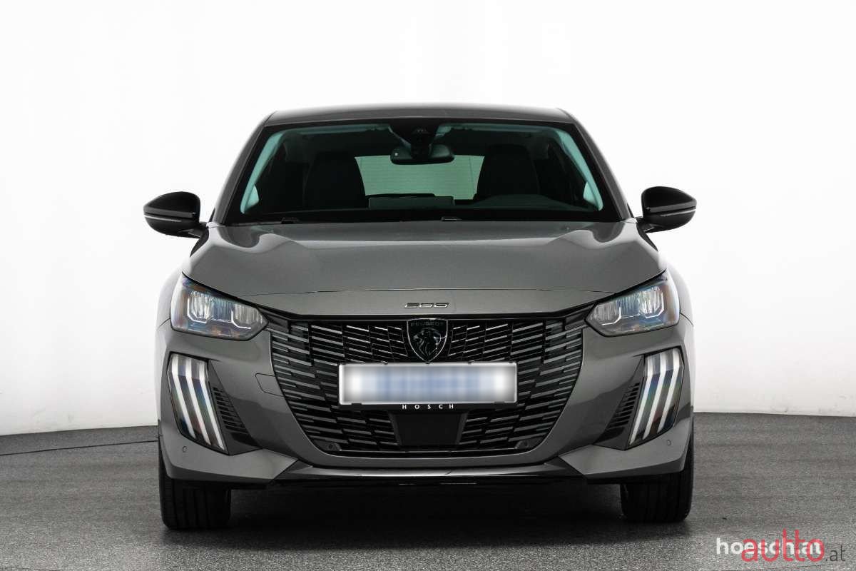 2024' Peugeot e-208 photo #2