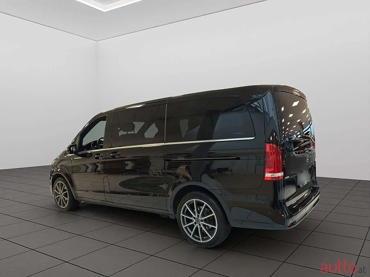 2021' Mercedes-Benz V-Klasse photo #3