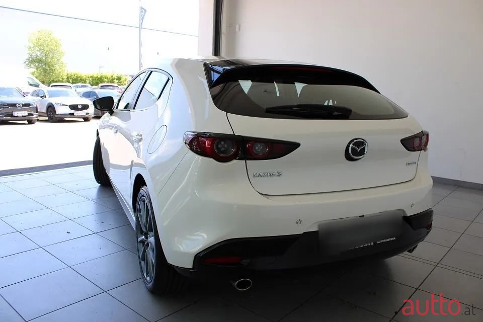 2021' Mazda Mazda3 photo #4