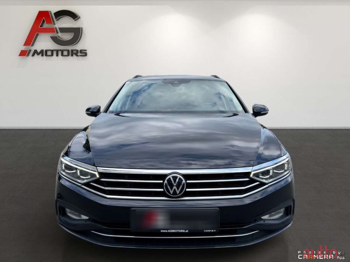 2022' Volkswagen Passat photo #3