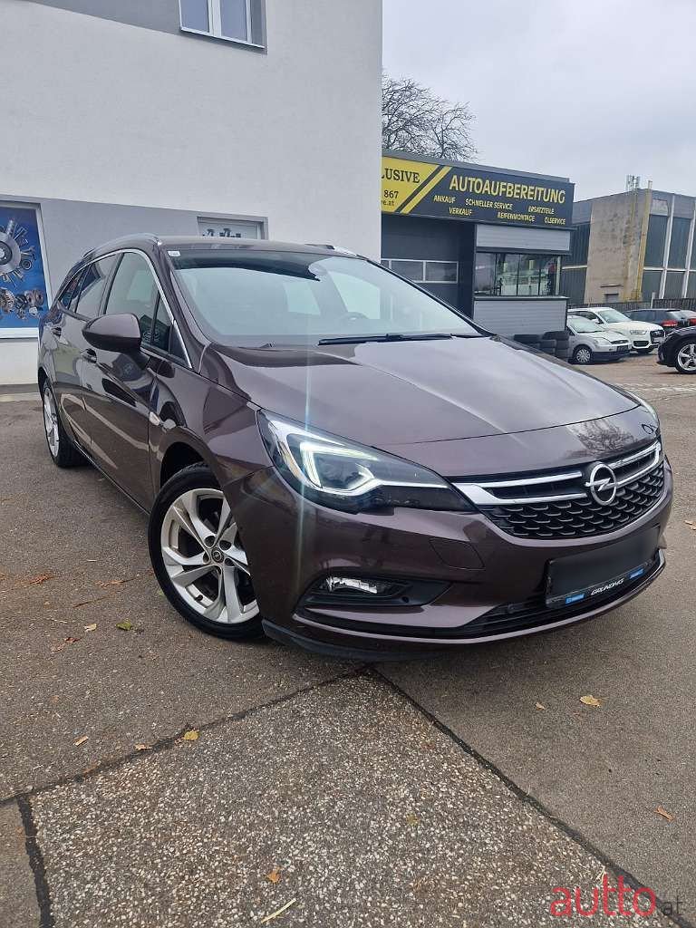 2017' Opel Astra photo #1