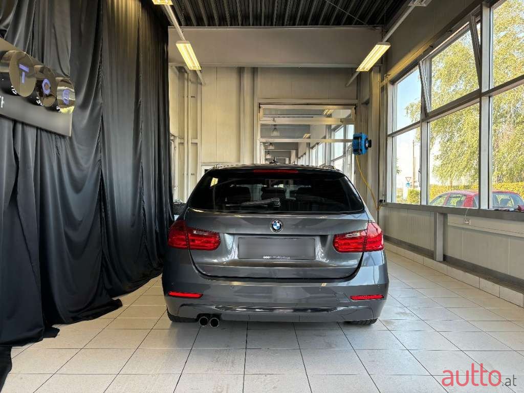 2013' BMW 3Er-Reihe photo #6