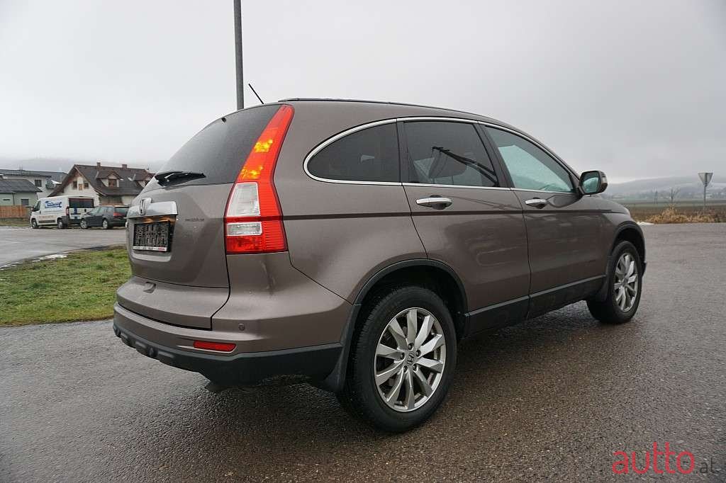 2010' Honda CR-V photo #5