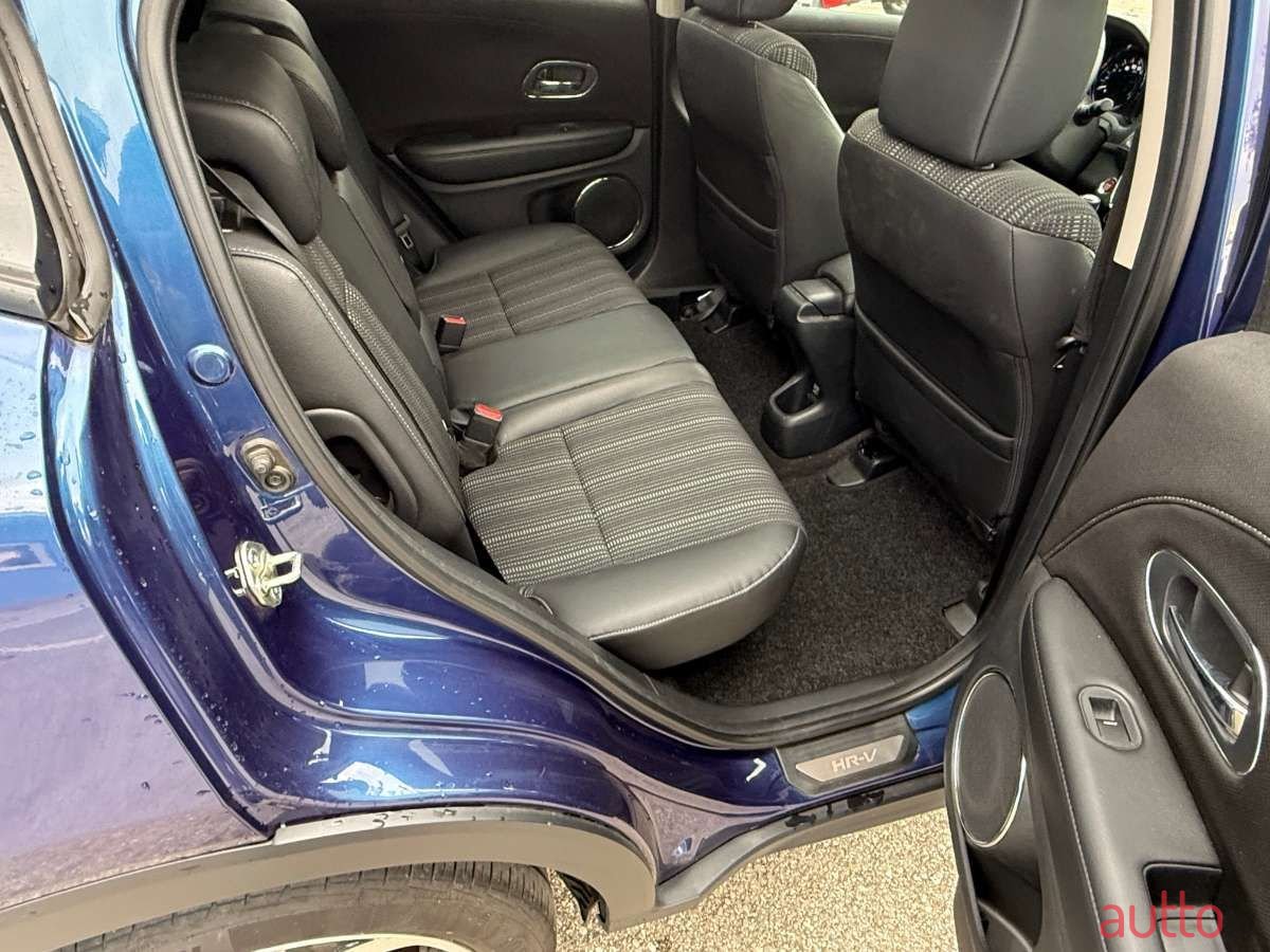 2018' Honda HR-V photo #6