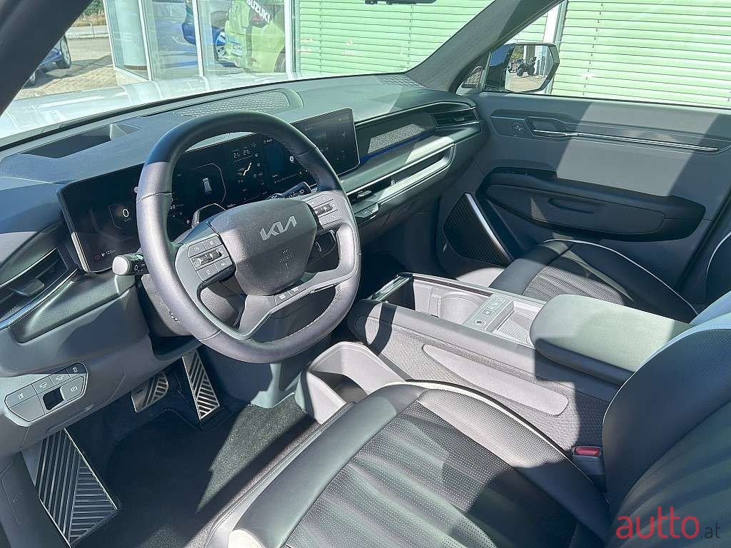 2023' Kia Ev9 photo #5