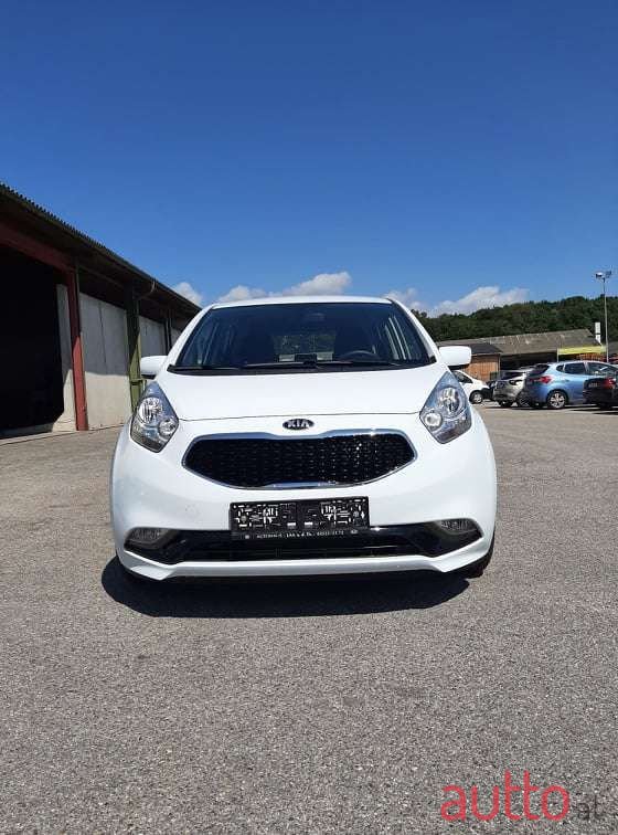 2020' Kia Venga photo #3
