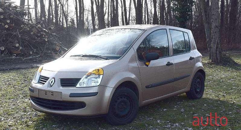 2005' Renault Modus photo #1