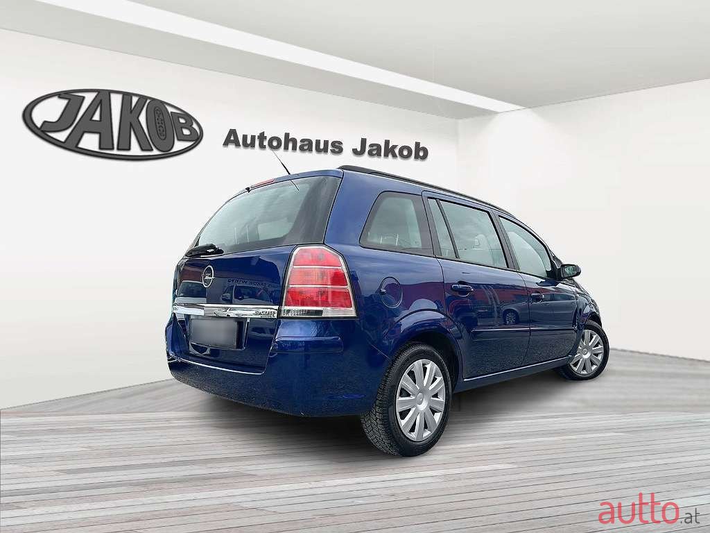 2006' Opel Zafira photo #1
