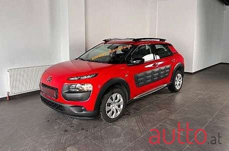 2017' Citroen C4 Cactus photo #1
