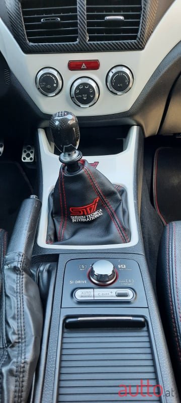 2011' Subaru Impreza photo #7