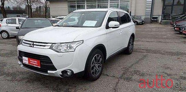 2014' Mitsubishi Outlander photo #1