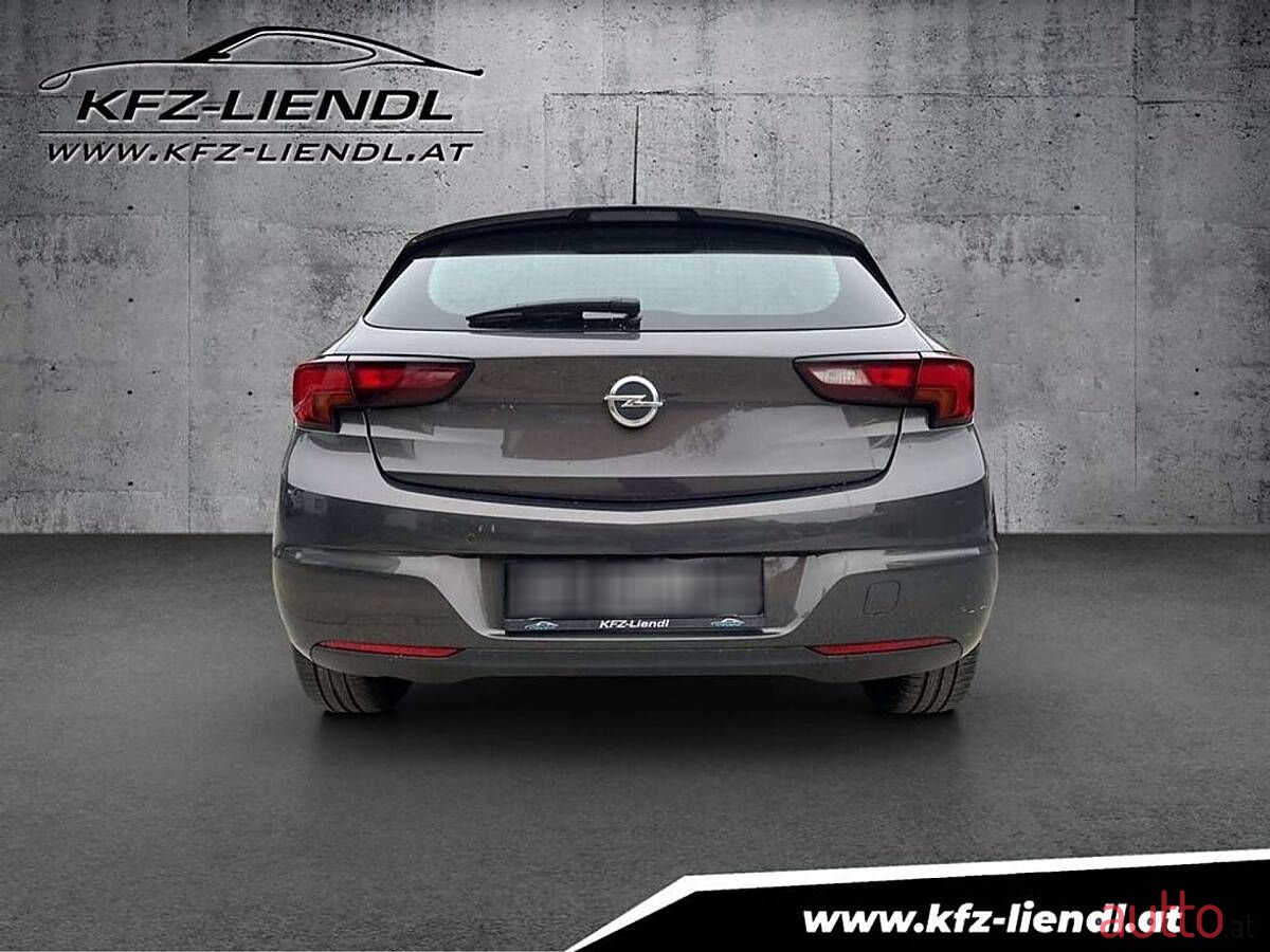 2016' Opel Astra photo #6