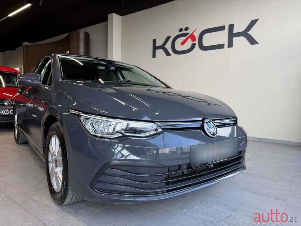 2020' Volkswagen Golf photo #2