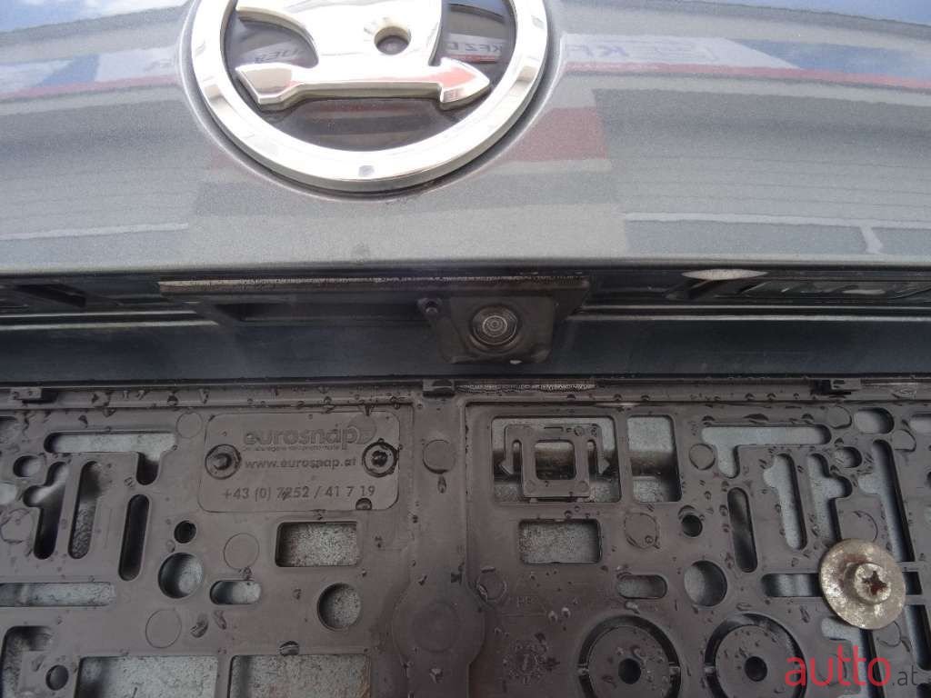 2018' Skoda Octavia photo #5