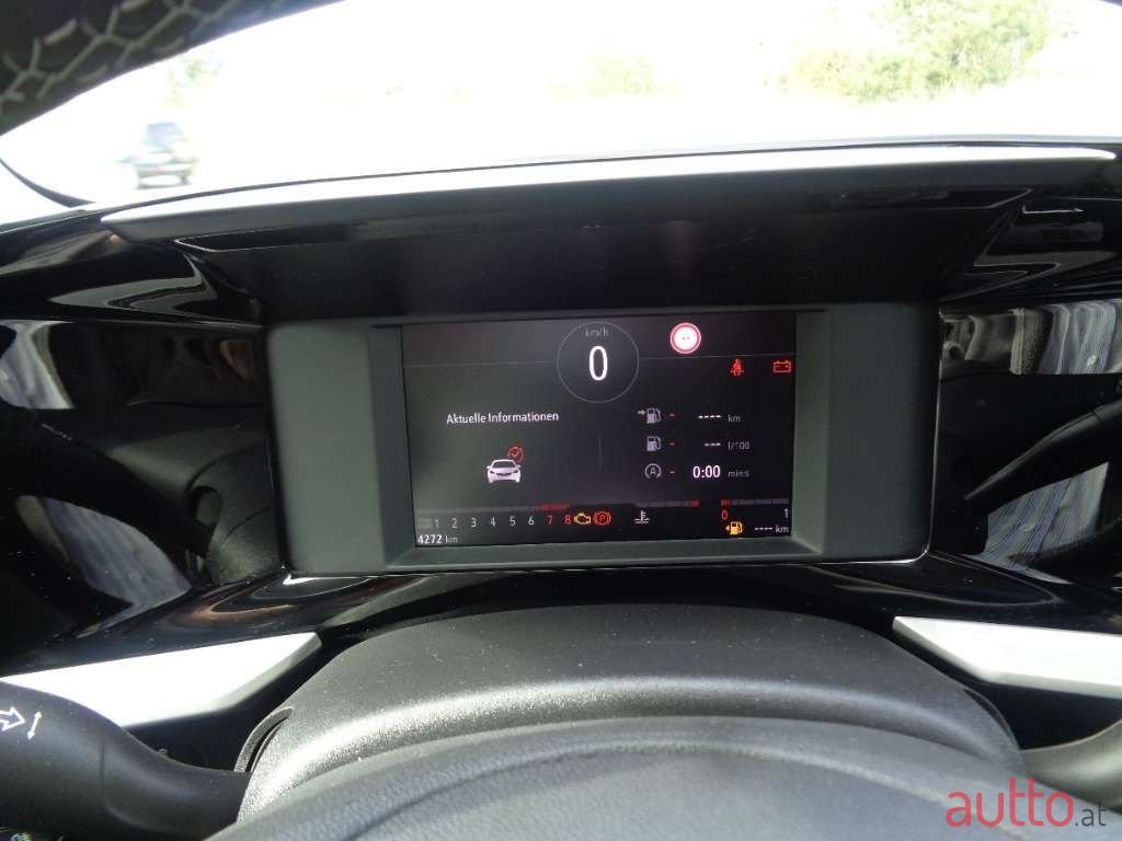 2023' Opel Mokka photo #6