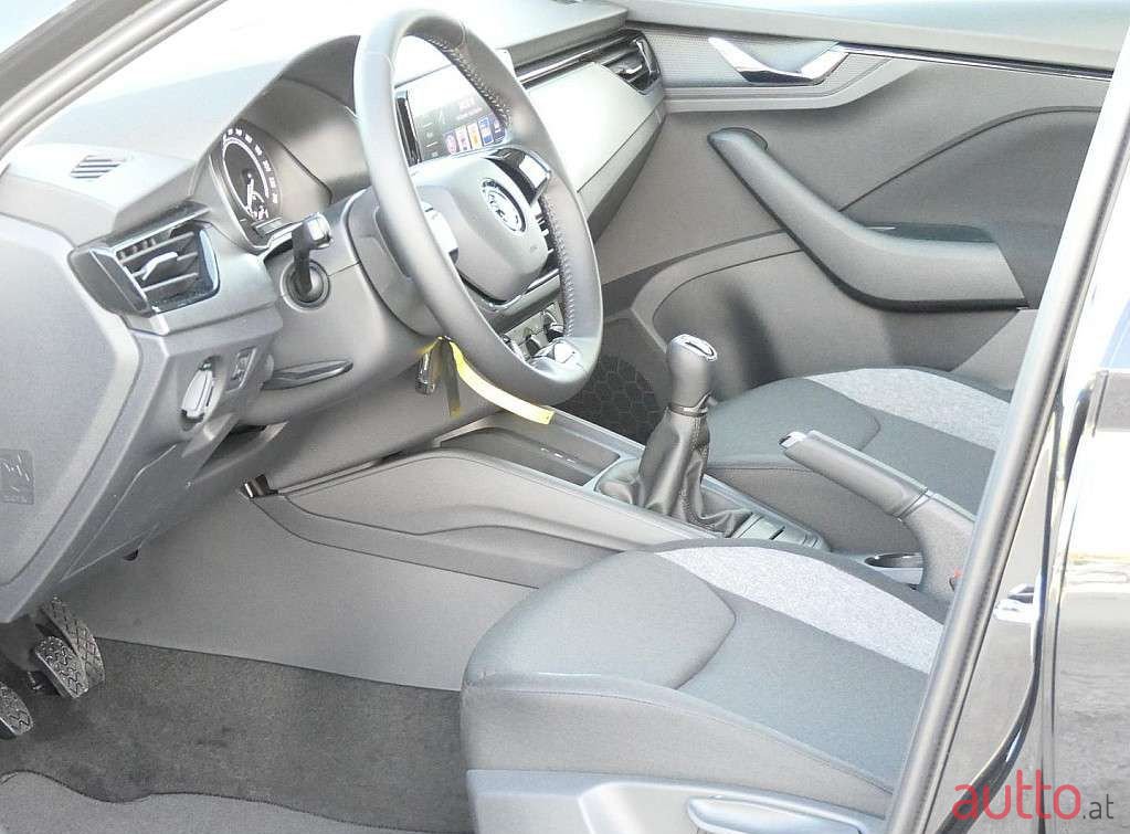 2022' Skoda Kamiq photo #6