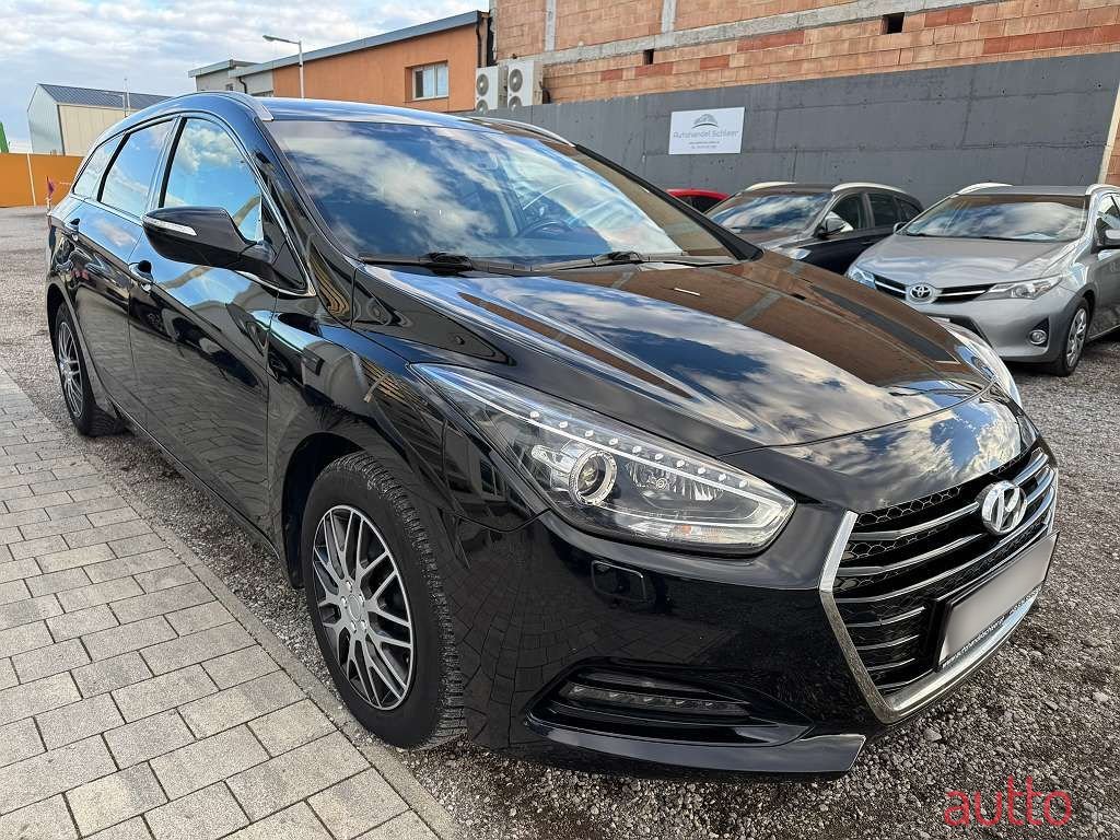 2015' Hyundai i40 photo #6