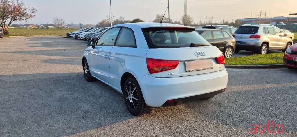 2010' Audi A1 photo #3