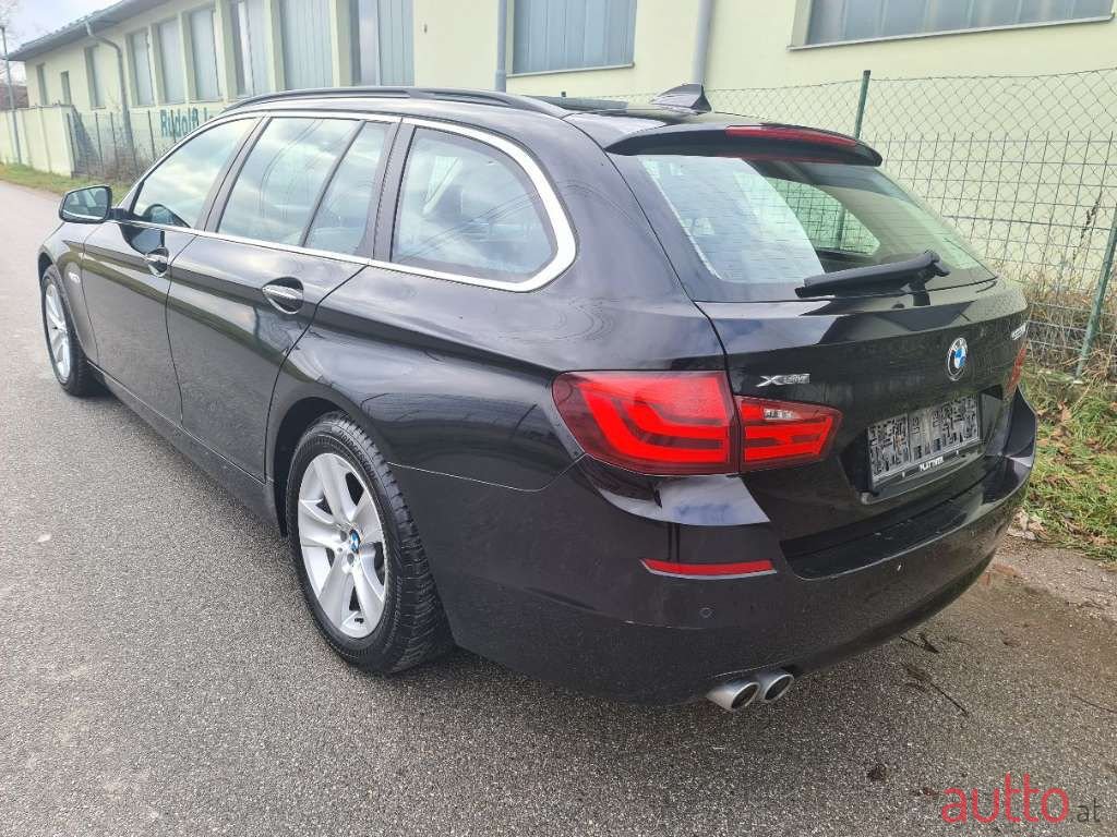 2012' BMW 5Er-Reihe photo #4