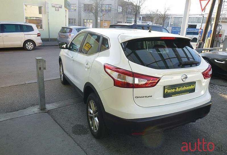 2015' Nissan Qashqai photo #1