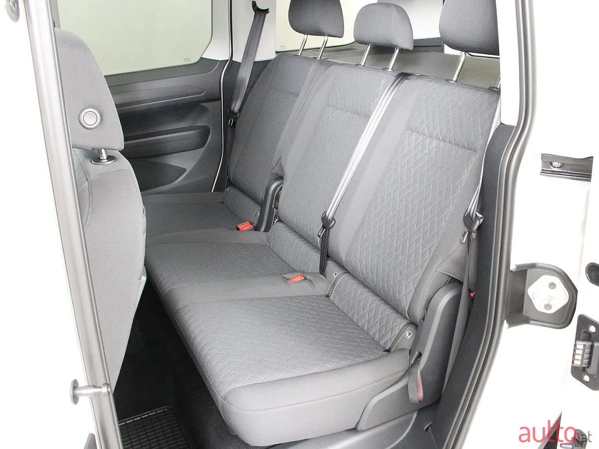 2024' Volkswagen Caddy photo #5