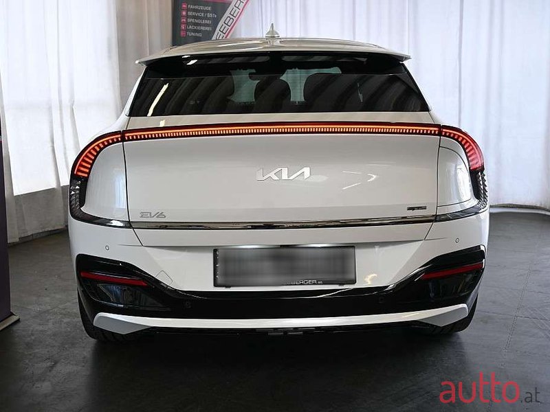 2021' Kia EV6 photo #3