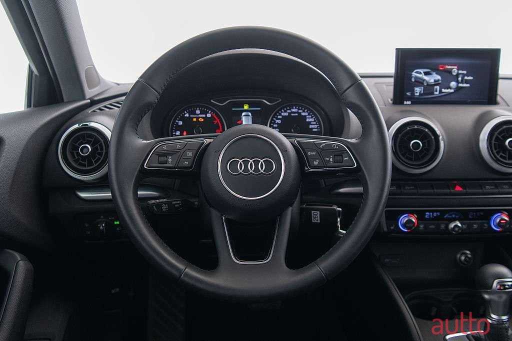 2020' Audi A3 photo #5