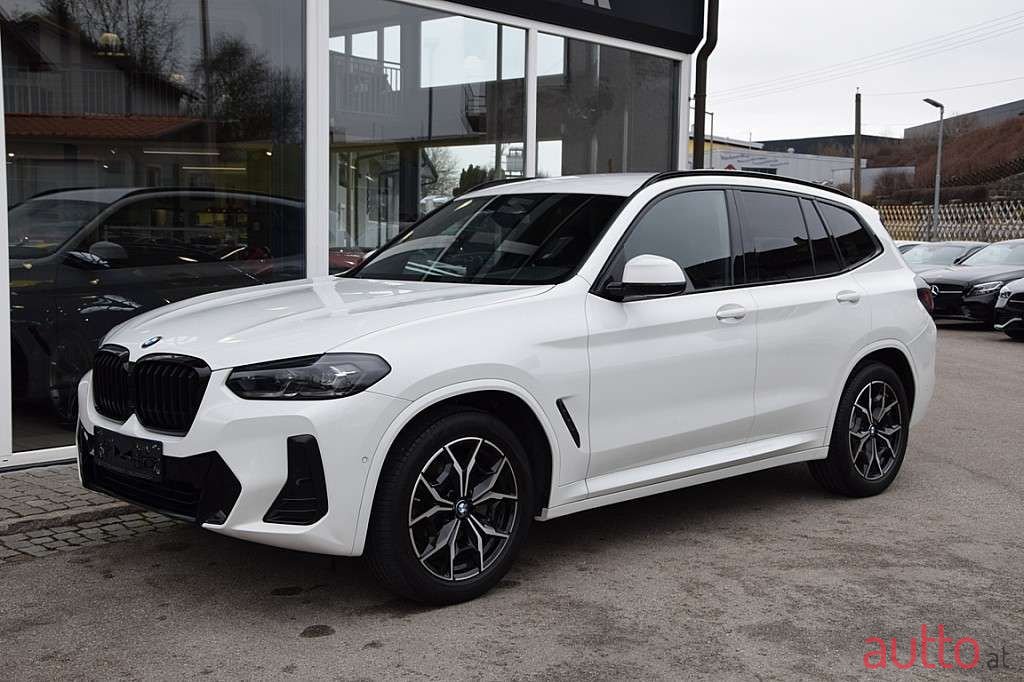 2022' BMW X3 photo #2